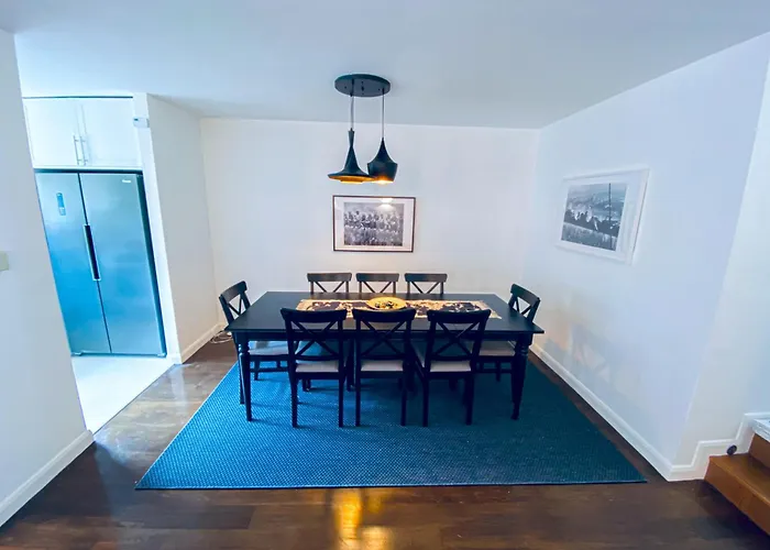 3 Bedroom Flat With Sauna 2,5 Bath, Sloane Square, Chelsea, London