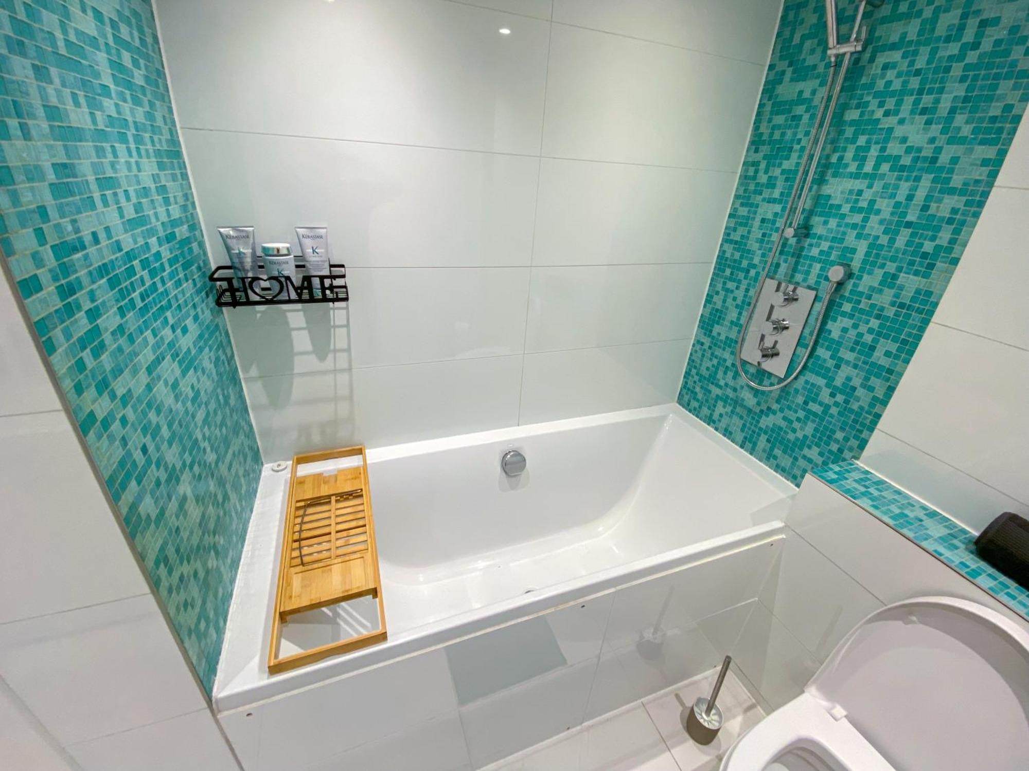3 Bedroom Flat With Sauna 2,5 Bath, Sloane Square, Chelsea, Londra